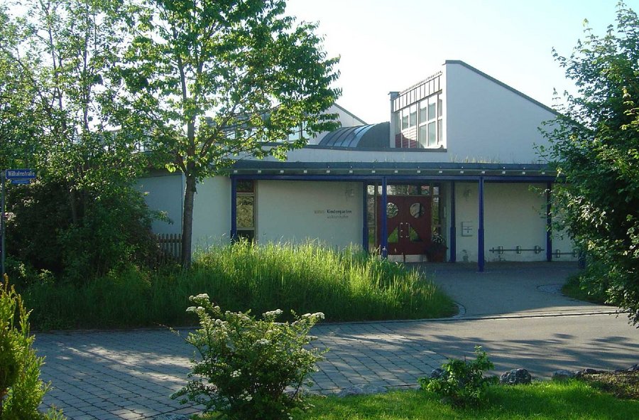 Außenansicht des Kindergartens Volkratshofen