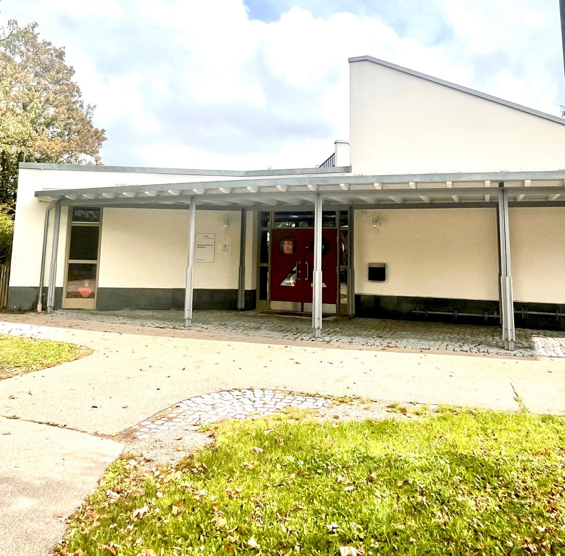 Außenansicht des Kindergartens Volkratshofen